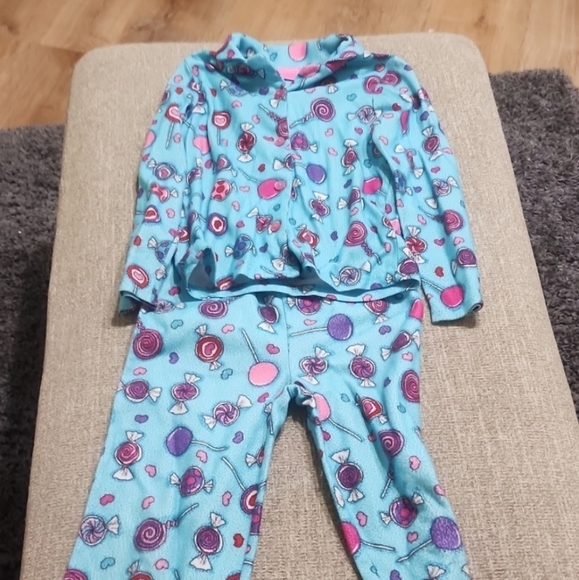 2 Cute Pajama Sets - Picture 2 of 6